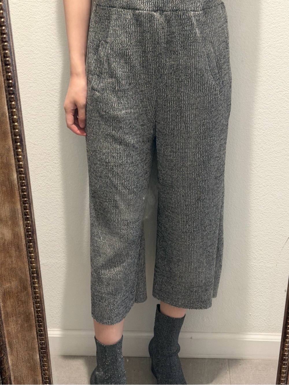 wide-leg trousers